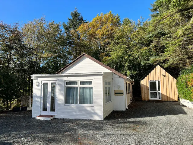 Old Forestry Cottage Accommodation