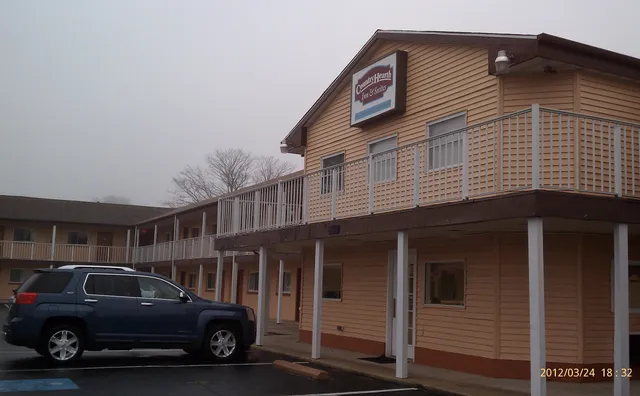 Blue Star Inn & Suites Delmar