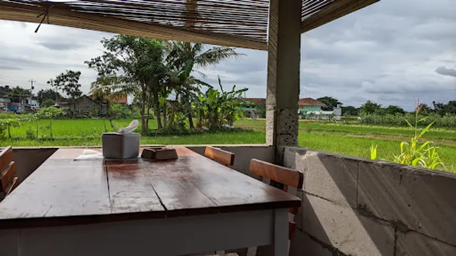 pecel lele kremes mbok uwo