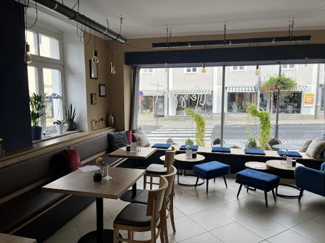 Tortenhaube Café & Konditorei