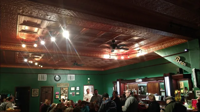 Molly's Pint Brewpub