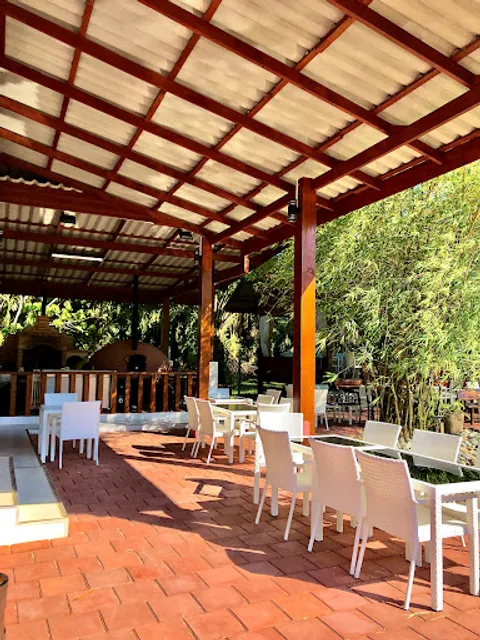 Le St Trop Bar & Restaurant Khok Kloi (ร้านอาหาร เลอ เซนต์ โทรป )