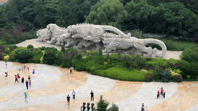 Hutan Amusement Park