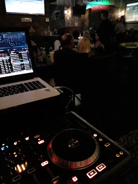 EMILIANO RESTAURANTE DE ÉPOCA