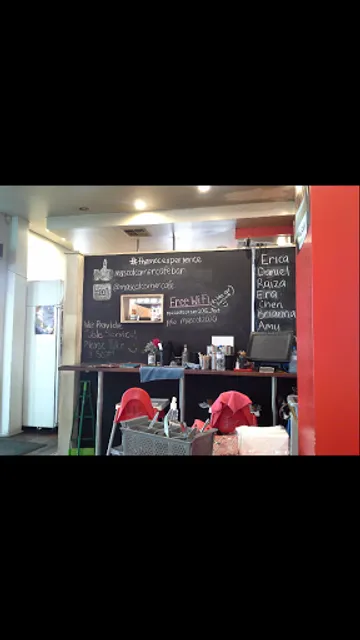 Mascot Corner Cafe Bar