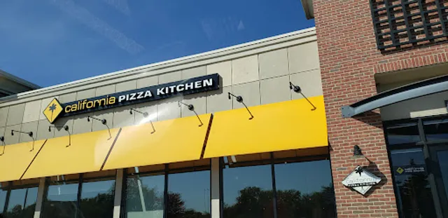 California Pizza Kitchen at Deer Park