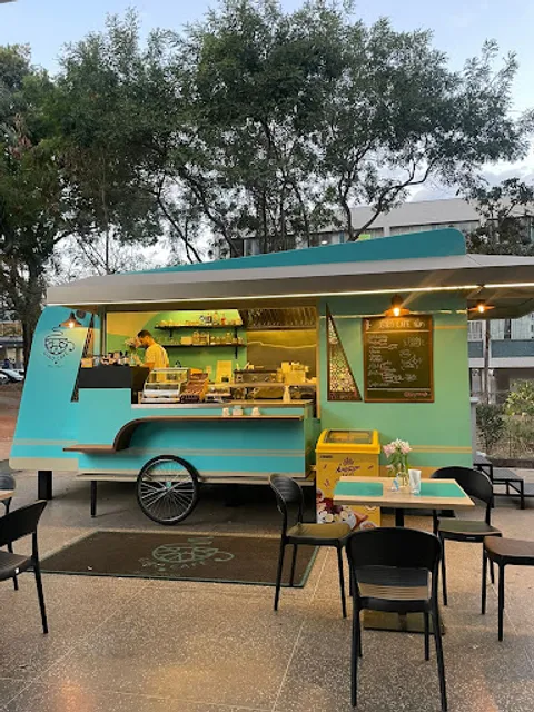 Giro café - Por Siham