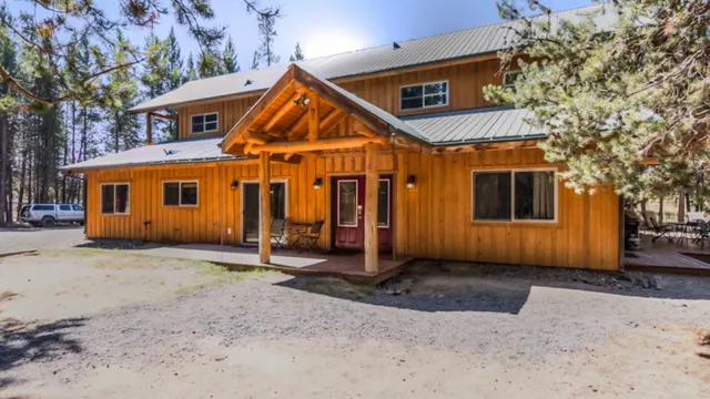 DiamondStone Guest Lodge