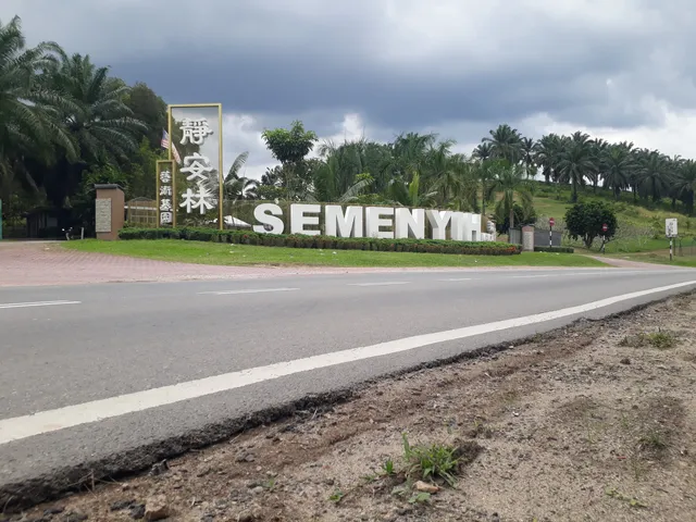 Semenyih Memorial Hills Bhd