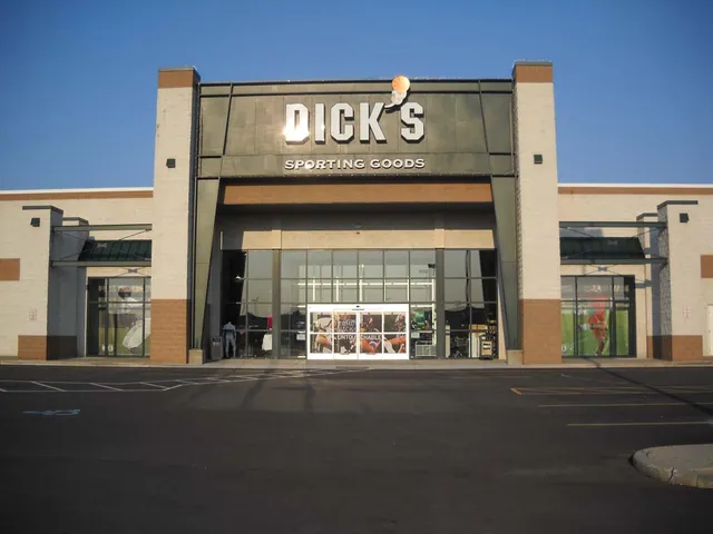 DICK'S Sporting Goods