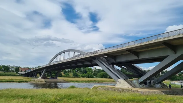 Waldschlösschen Bridge