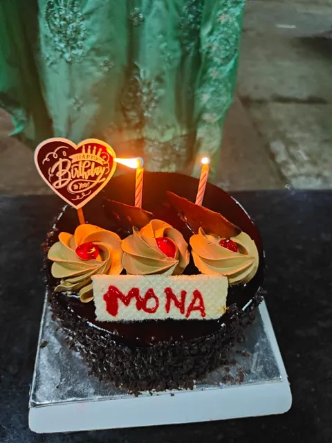 Aakash Bakers N Cafe