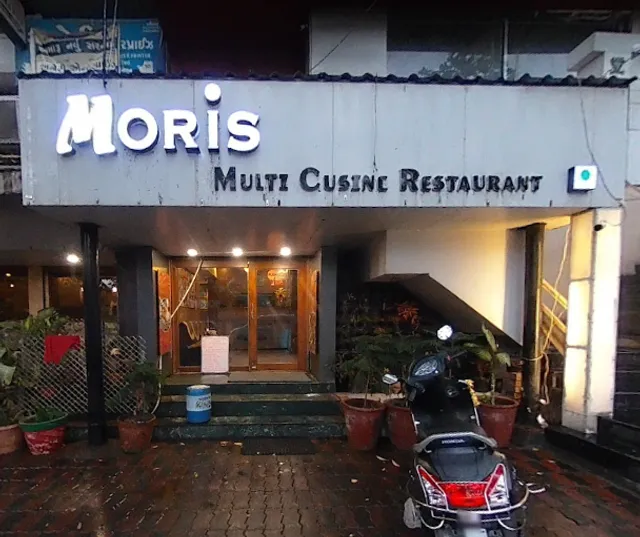 Moris Multicusine Restaurant