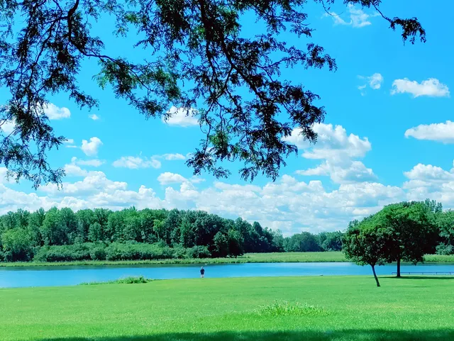 Busse Lake Boating Center