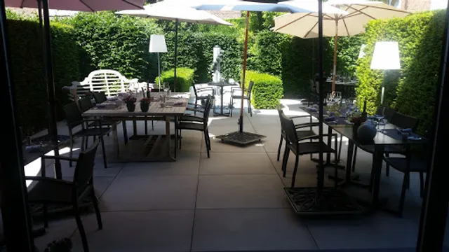 Restaurant 't Stoveke by Daniel Antuna