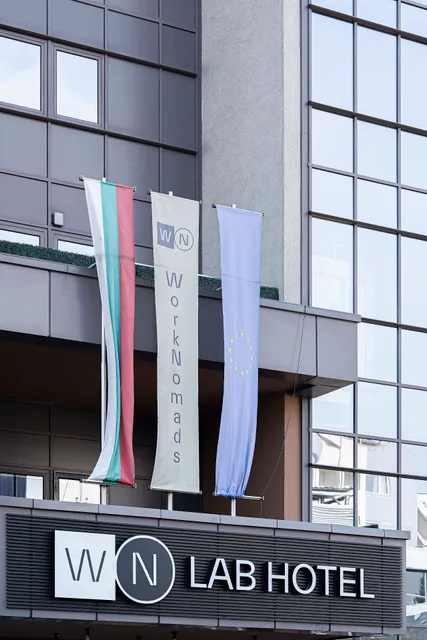 WorkNomads LAB Hotel - Coliving & Coworking