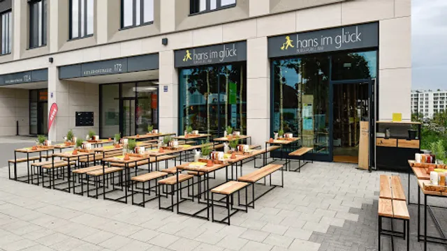 HANS IM GLÜCK - MÜNCHEN Südwink