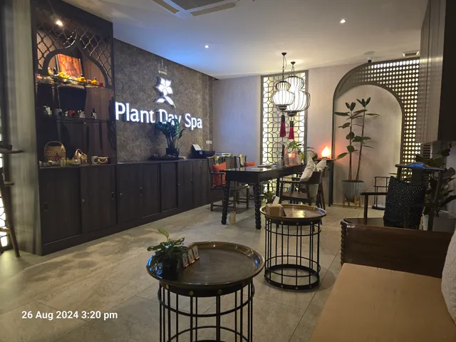 Plant Day Spa PloenChit Tower B
