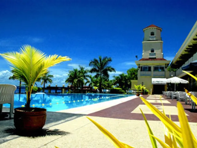 Vista Mar Beach Resort & Country Club