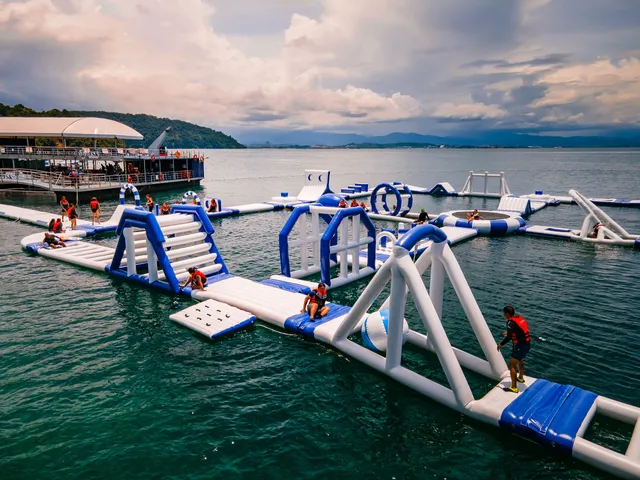 JSK Floating Island (Jesselton Point Counter)