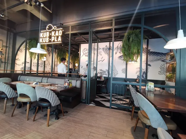 Kub Kao' Kub Pla Central World