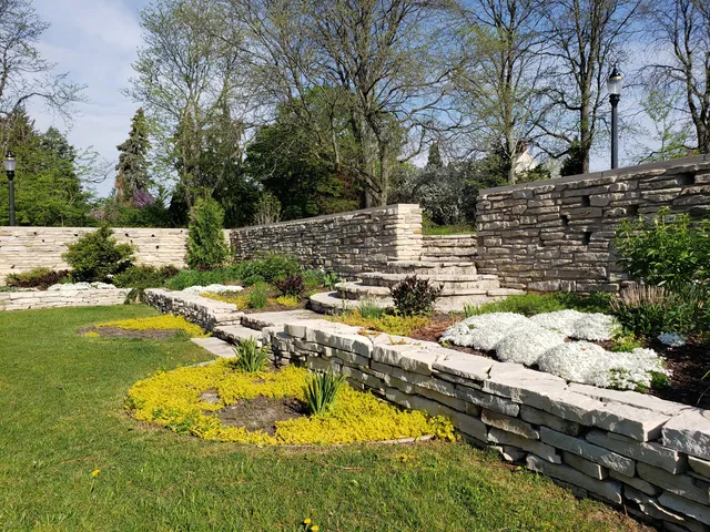 Cooley Gardens & Scott Sunken Gardens