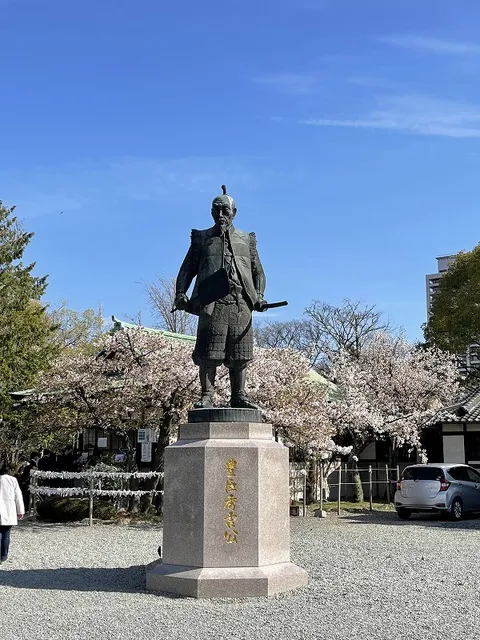 Toyotomi Hideyoshi Statue