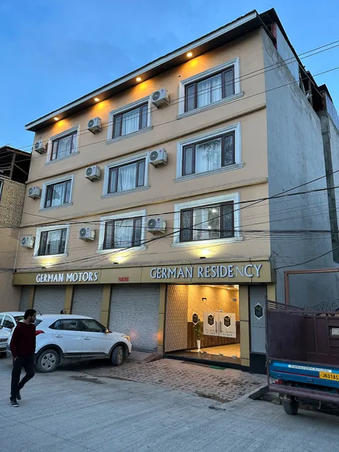 Hotel German Residency | Best 3 Star Hotel In Srinagar | AC Rooms Hotel