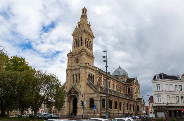 Iglesia católica San Miguel de Lila