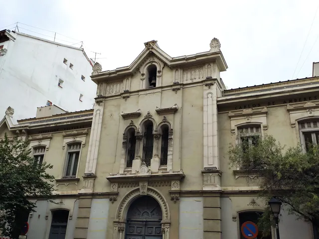 photo-1