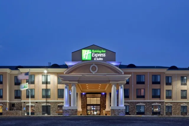 Holiday Inn Express & Suites Hays, an IHG Hotel