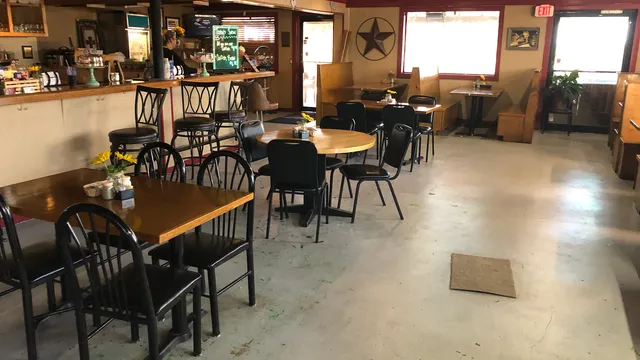 Kathy's Mason Jar Family Diner