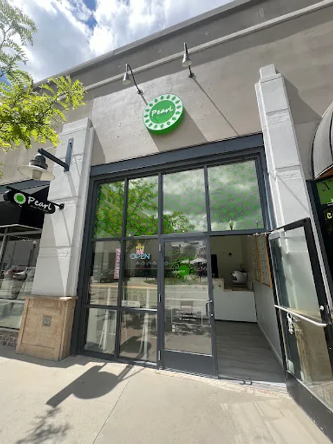 Pearl Milk Tea Club at Gateway Mall Salt Lake City