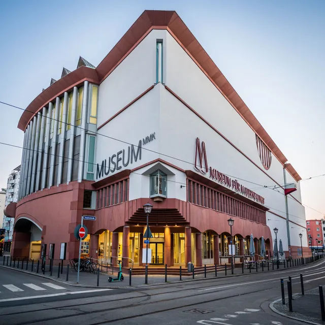 MUSEUM MMK FÜR MODERNE KUNST