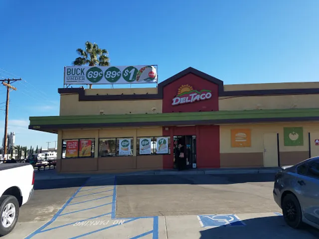 Del Taco