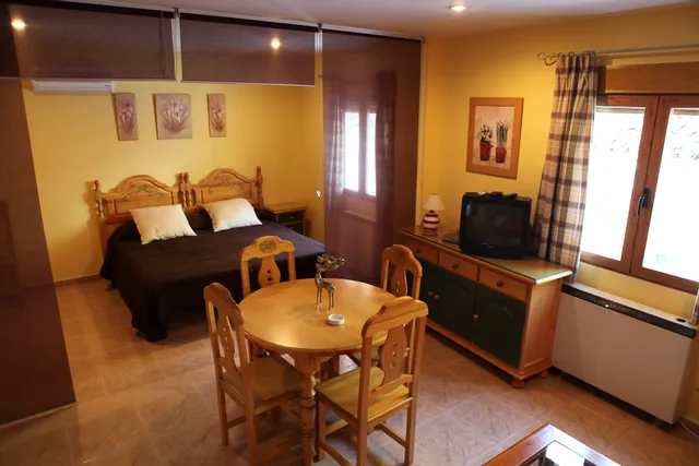 Apartamentos Cazorla - Castillo Cazorla