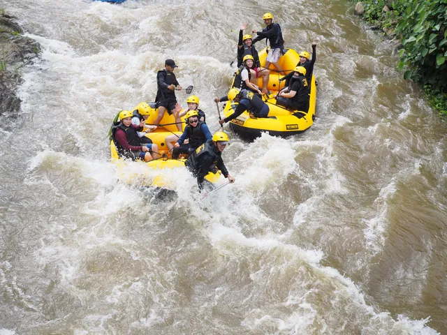 Hosanna Rafture (ล่องแก่ง ซิปไลน์ ขี่ช้าง เอทีวี)