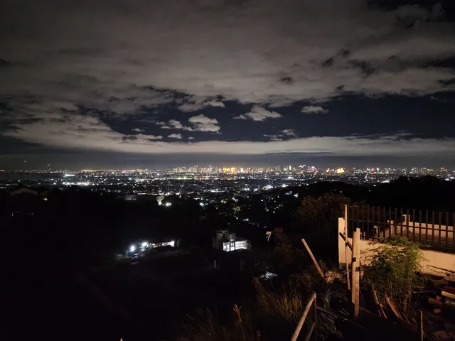 OVERLOOKING (Manggahan)