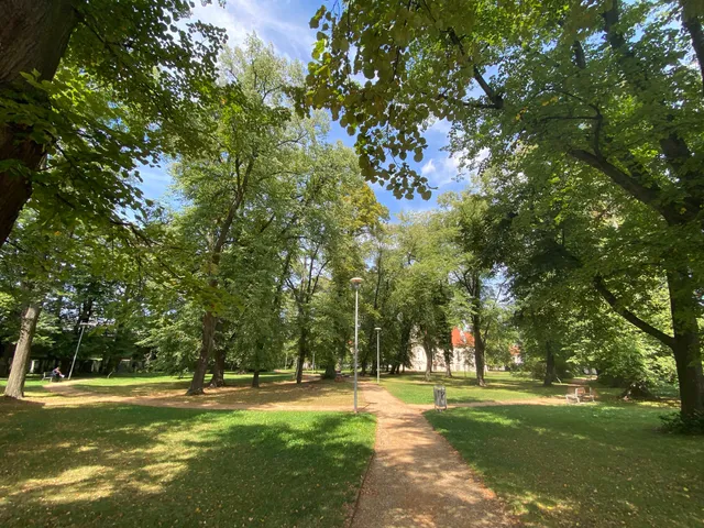 Park u Plzeňské brány