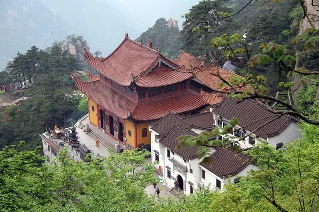 Jiuhua Shan