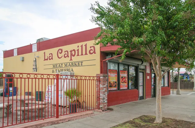 La Capilla Market