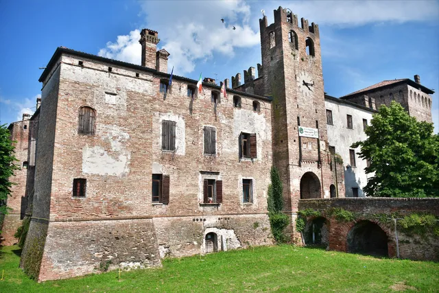 Castle of Sanguinetto