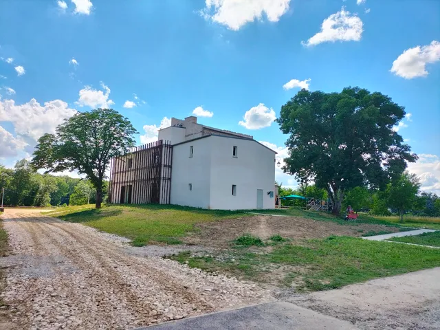 Tour Lacassagne - Boé Village