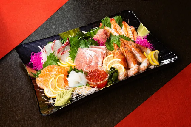 【下関まぐろ老舗問屋】㈲雨森商店