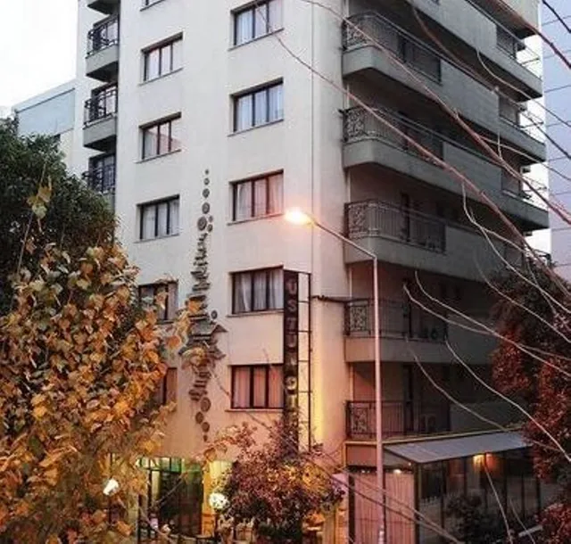 Üstün Otel Alsancak