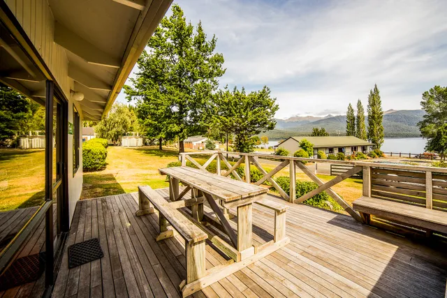 Te Anau Lakeview Holiday Park & Motels