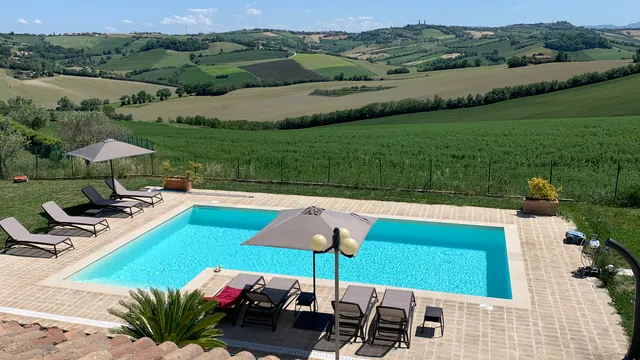 La Luna nel Lago - Self Catering Apartments