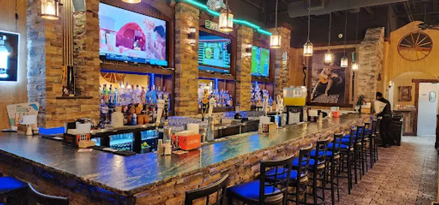 El Molcajete Mexican Grill