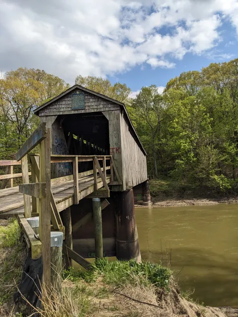 Historic Thompson Mill Covered Bridge