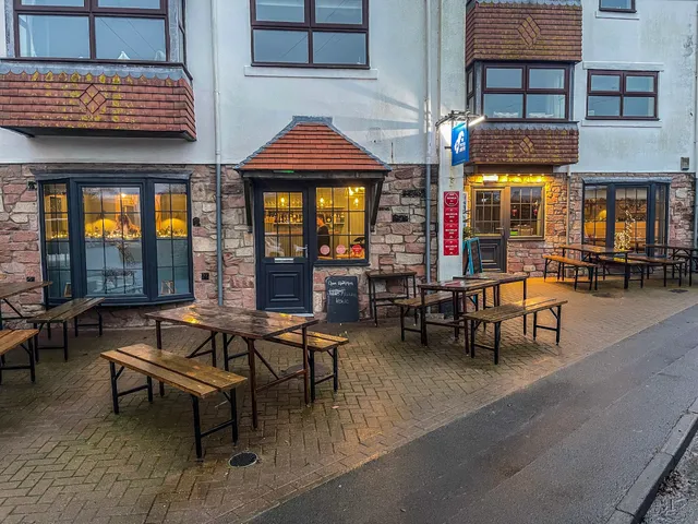 The Potted Lobster - Bamburgh